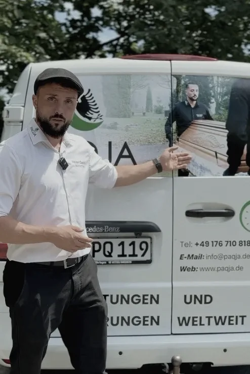 PAQJA Überführungsfahrzeug mit 24/7-Kontakt